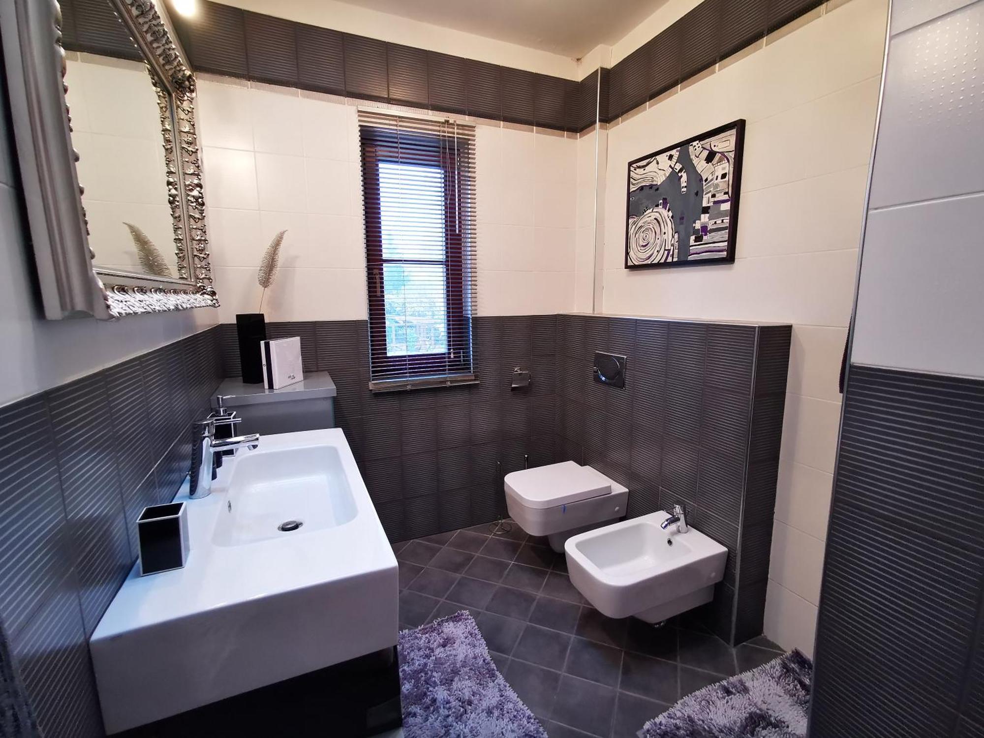 Luxury Basement In The Surrounding Of Budapest Apartment Mogyorod Bagian luar foto